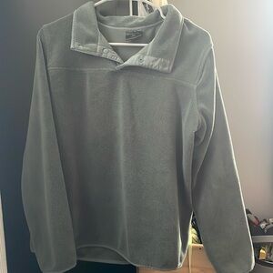 32 degree Heat pullover